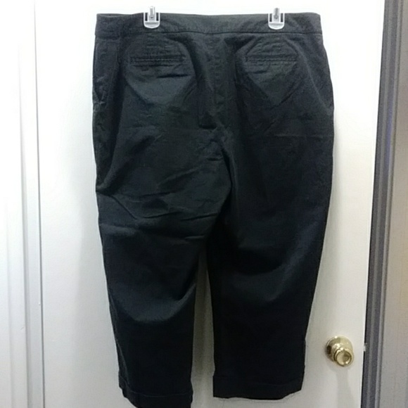 3 for $15🎉 Cropped Dress Pants - Picture 5 of 7